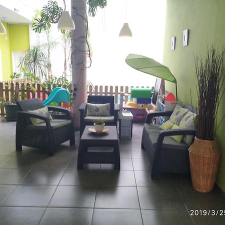 Apartamentos El Patio Los Llanos De Aridane Exteriör bild