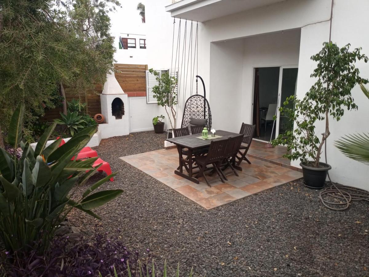 Apartamentos El Patio Los Llanos De Aridane Exteriör bild