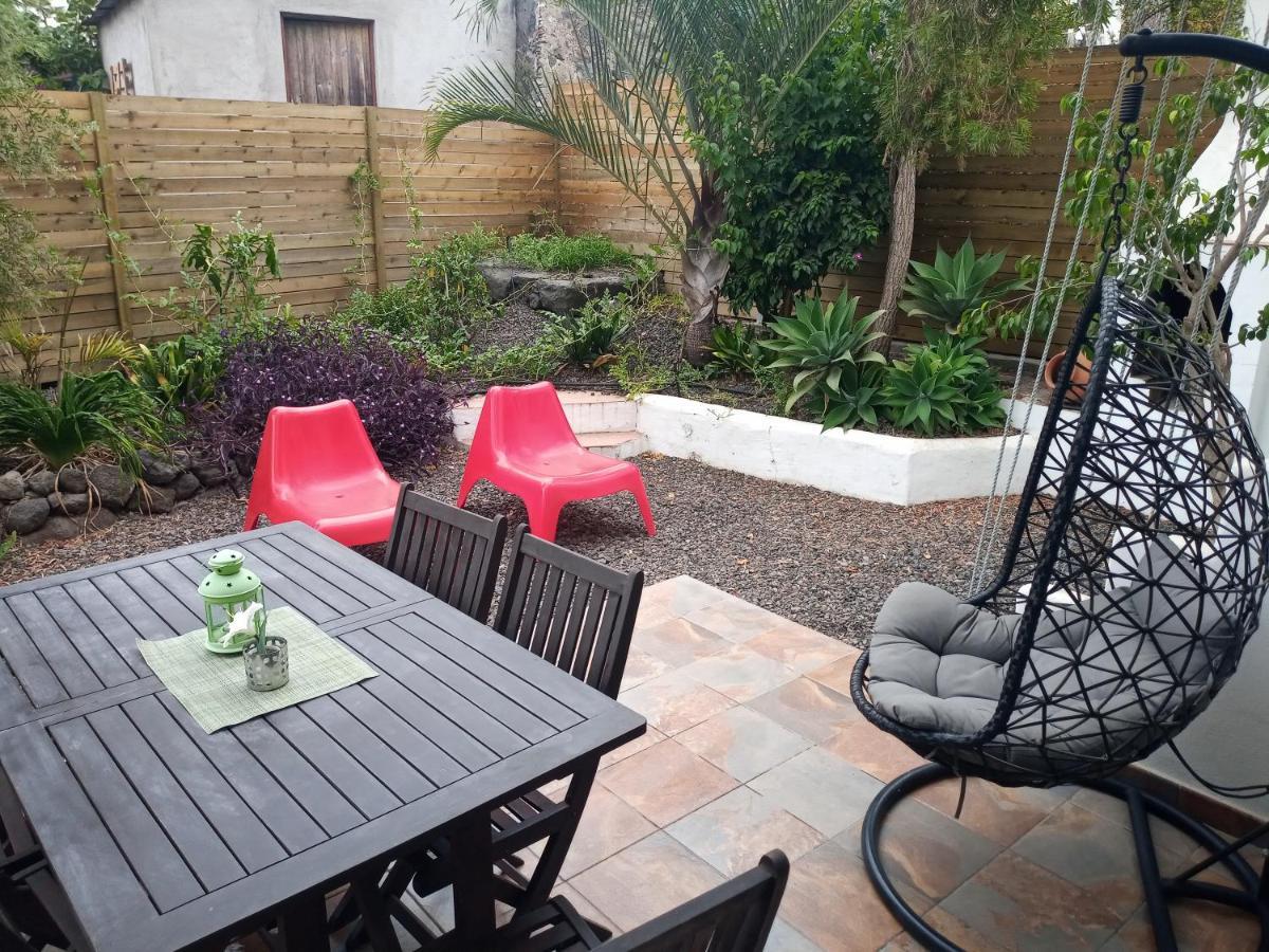 Apartamentos El Patio Los Llanos De Aridane Exteriör bild