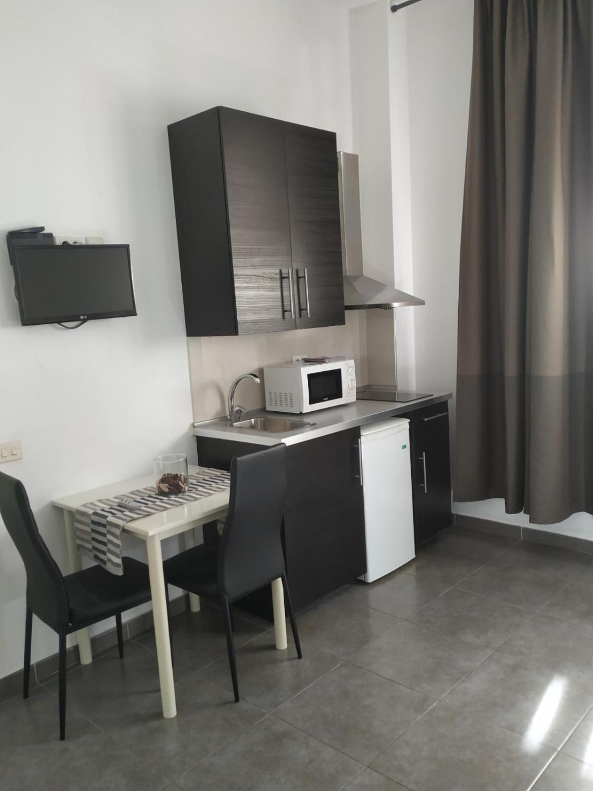 Apartamentos El Patio Los Llanos De Aridane Exteriör bild
