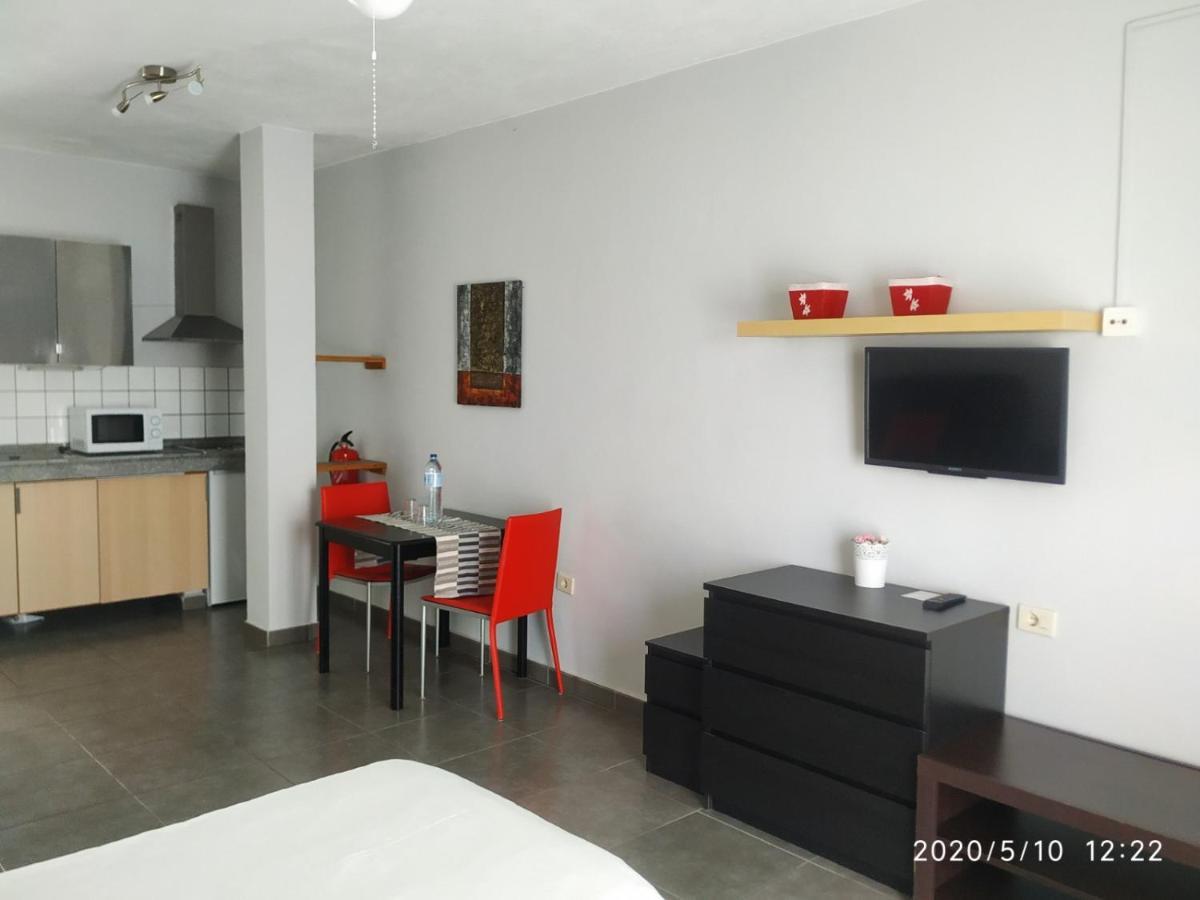 Apartamentos El Patio Los Llanos De Aridane Exteriör bild